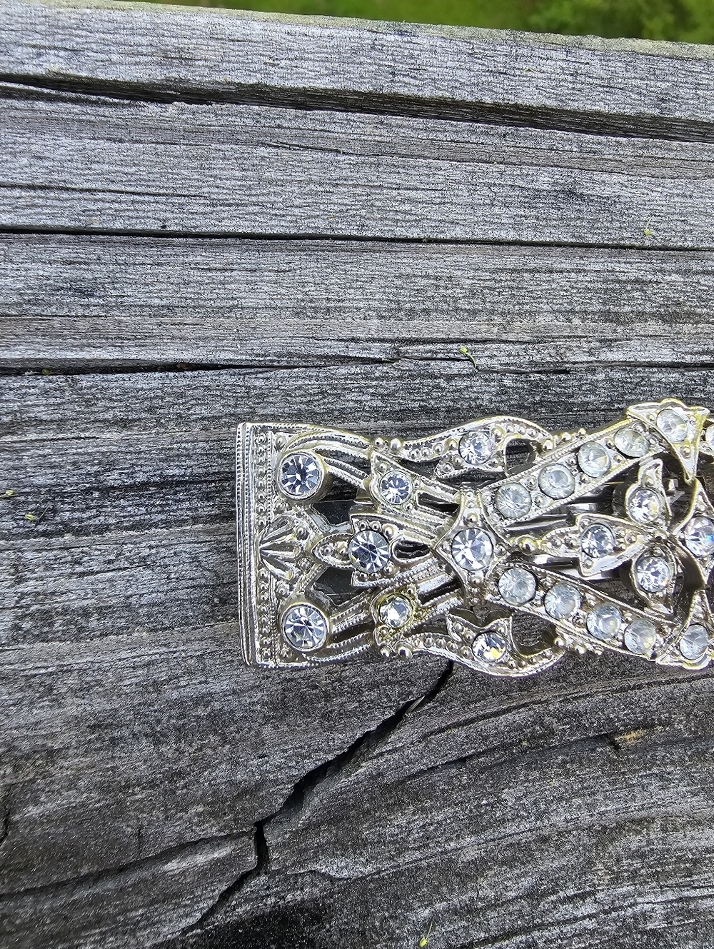 Swarovski Crystal Bridal Hair Clip – Elegant Vintage-Inspired Formal Piece - Picture 4 of 5